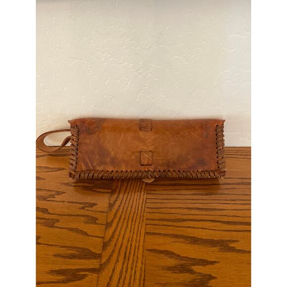 Murillo Tooled Leather handmade clutch - Picture 6 of 7